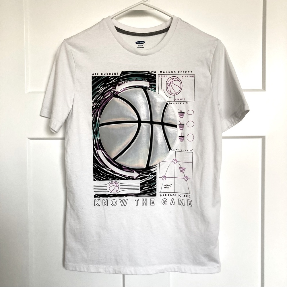 NWOT Old Navy Boy’s White Visual-Effects Graphic Short Sleeve, Size XL(14-16)